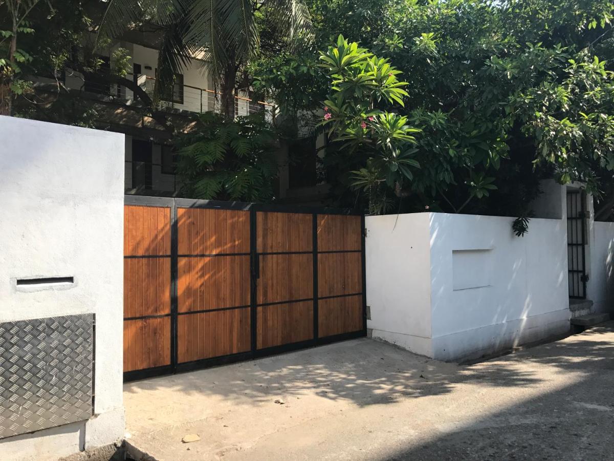 Sayura House Hotel Colombo Exterior photo