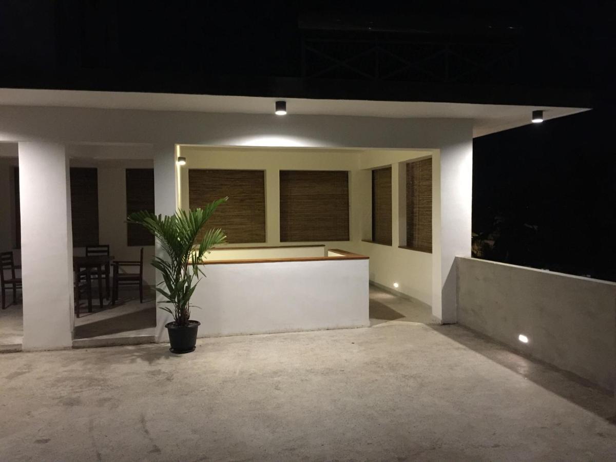 Sayura House Hotel Colombo Exterior photo