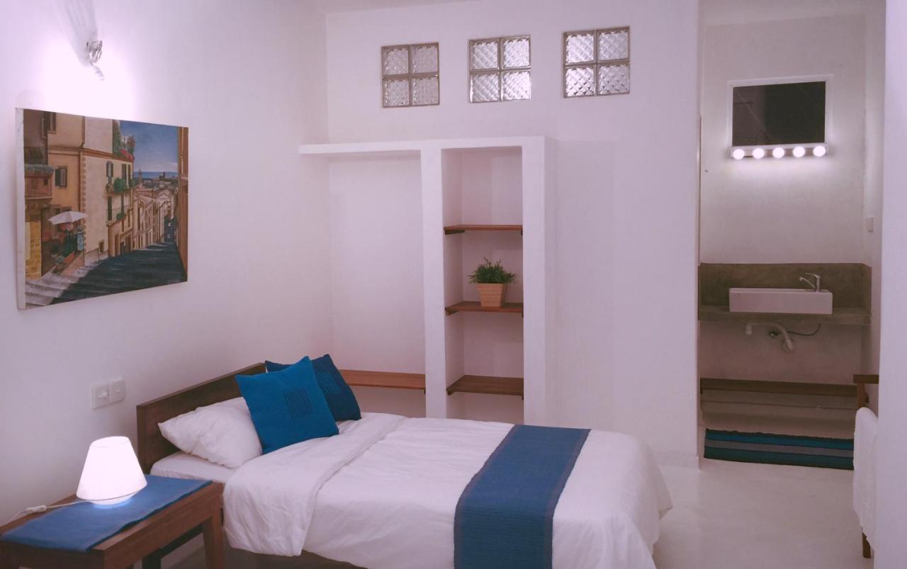 Sayura House Hotel Colombo Exterior photo