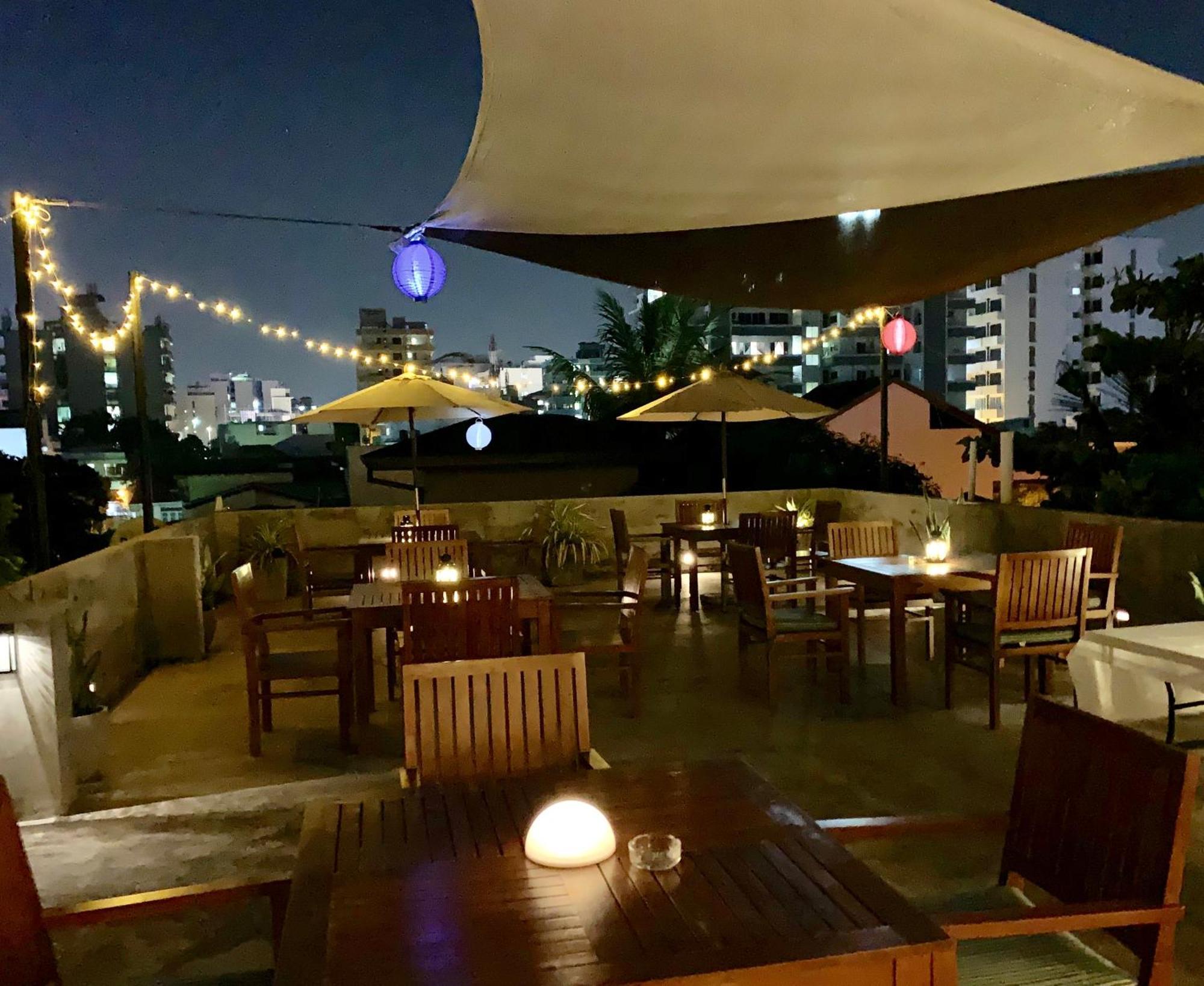 Sayura House Hotel Colombo Exterior photo