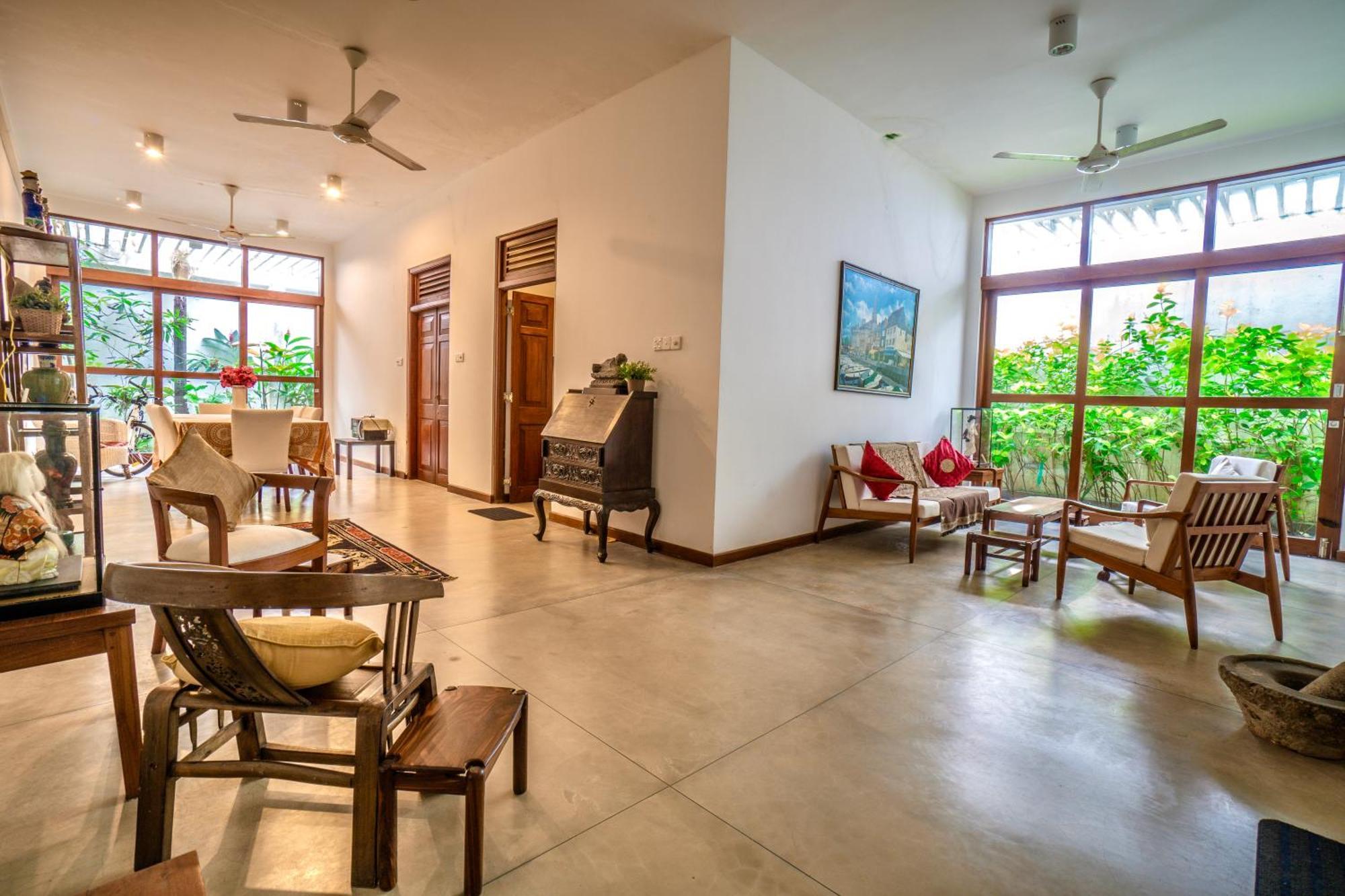 Sayura House Hotel Colombo Exterior photo